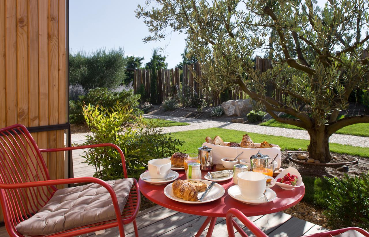Maison D'Hotes Le Pre Gourmand - Adults Only Eyragues Exterior foto